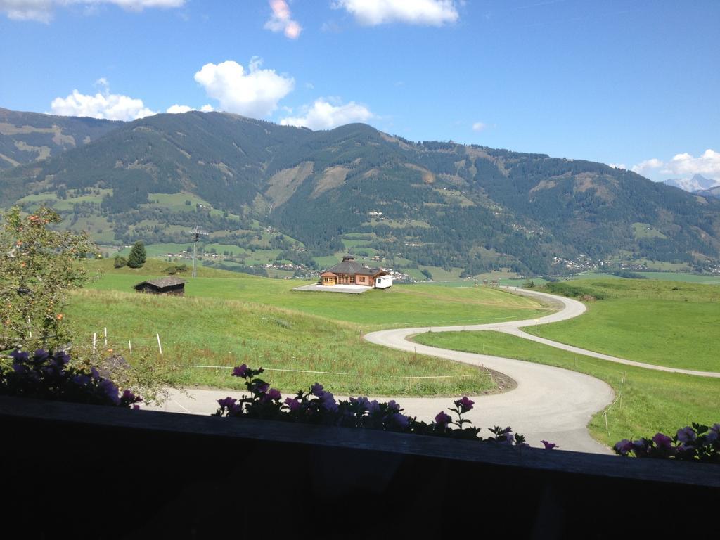 Villa Weisssteinalm Kaprun Zimmer foto